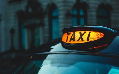 Czy kierowca taksówki może być osobą karaną?